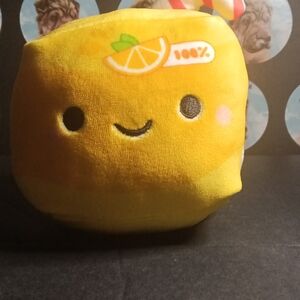 Yellow Citrus Squeeze Plush Toy - Cute Face